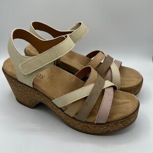 White Mountain cork sandals with neutral color straps, size 6